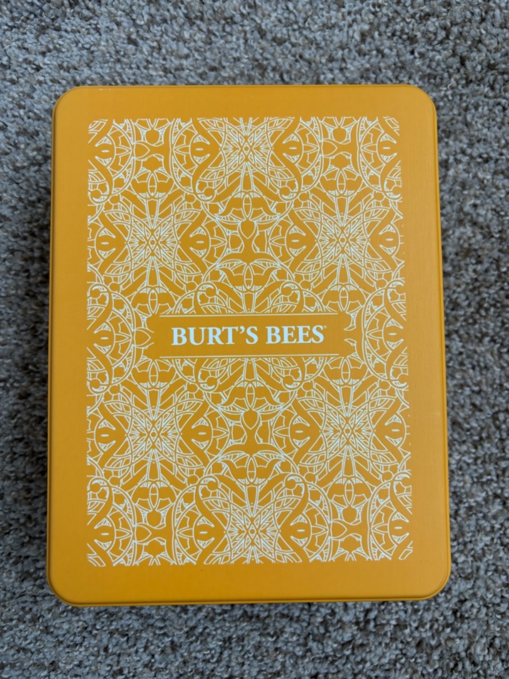 Burt's Bees Ultimate Hand & Foot Care Gift Set | New in Tin Gift Box